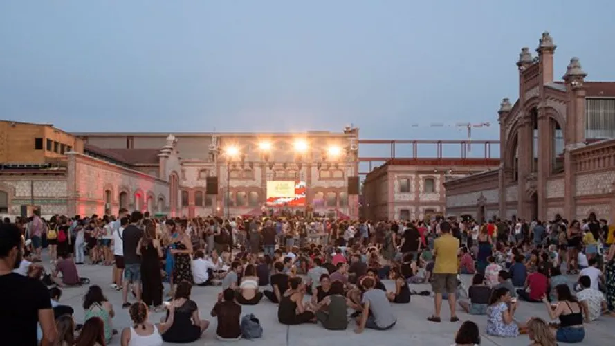 Verano en Matadero Madrid: una programación multidisciplinar en torno a la música, el cine y el medi