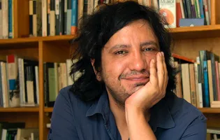 Alejandro Zambra. Copyright Paz Errázuriz