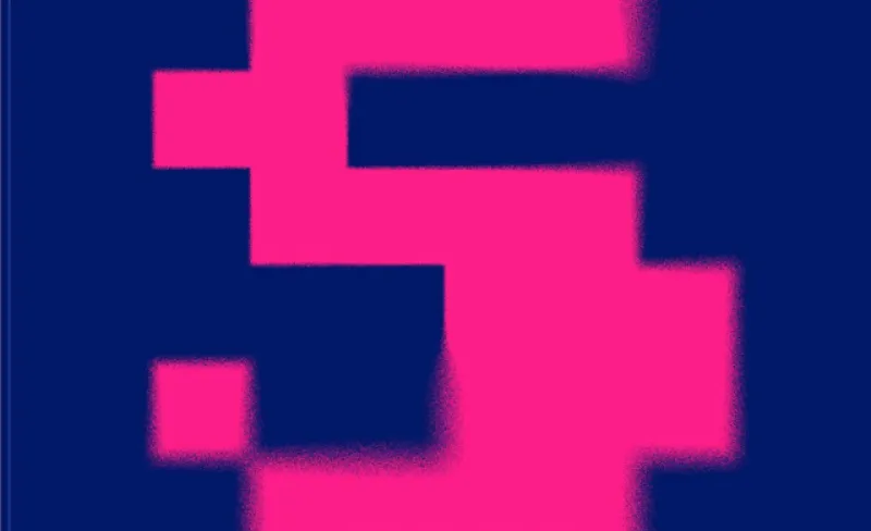 letra S pixelada rosa sobre fondo púrpura