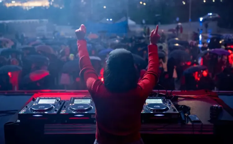DJ animando al público