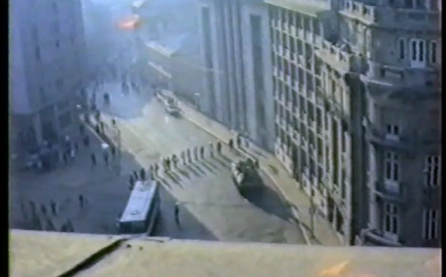Videogramas de una revolución
