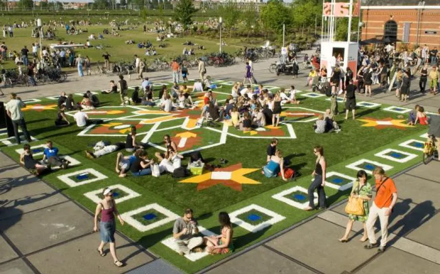 The Flying Grass Carpet
