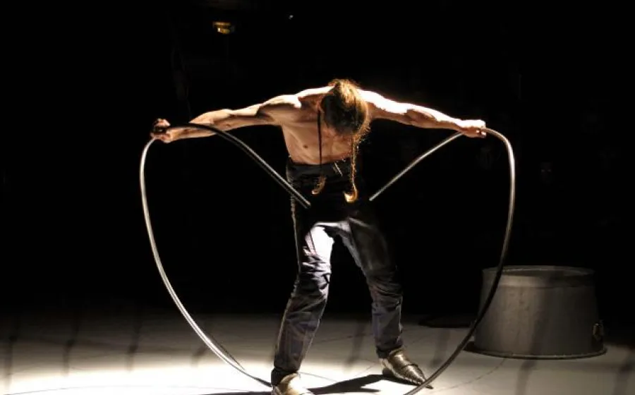 CIRQUE ICI