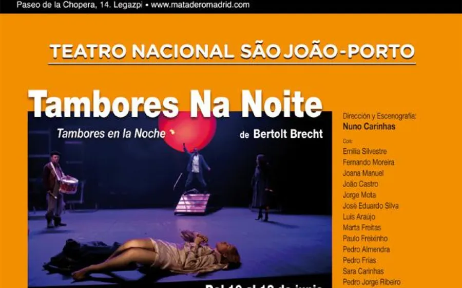 TAMBORES NA NOITE
