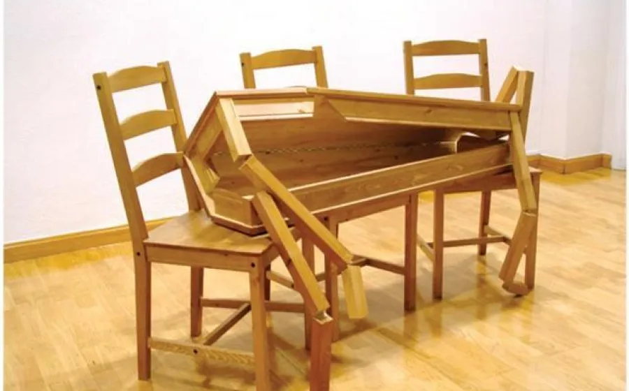 Mesa dormida. Hisae Ikenaga