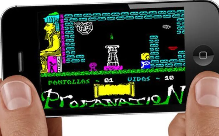 THE EMPEROR’S NEW CLOTHES: CLASSIC GAMES ON MODERN PLATFORMS