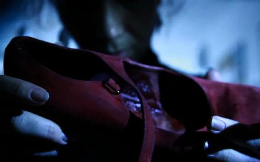 "The red shoes" de Lorenzo Recio