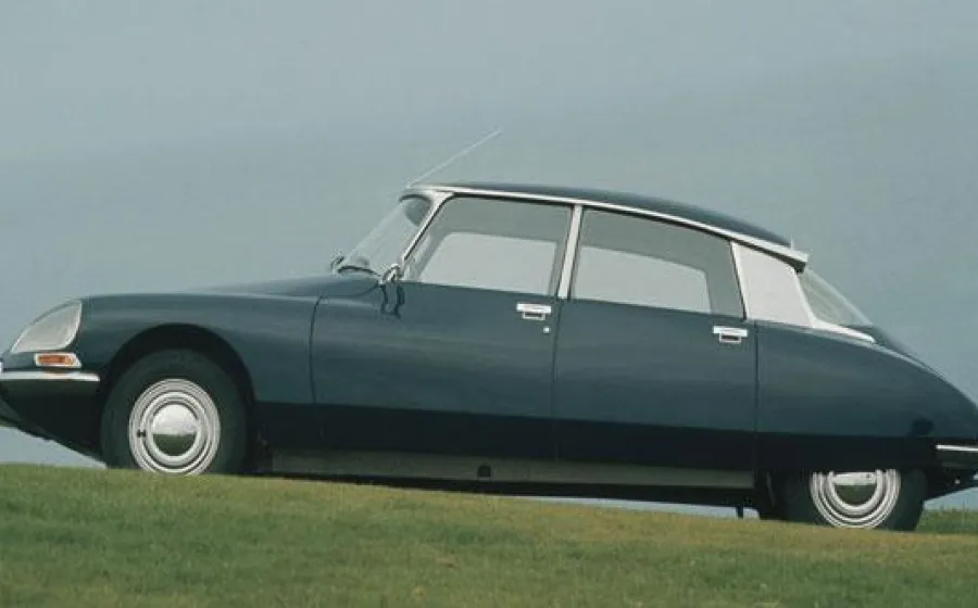 Citroën DS21  Diseñador: Flaminio Bertoni  Año: 1966