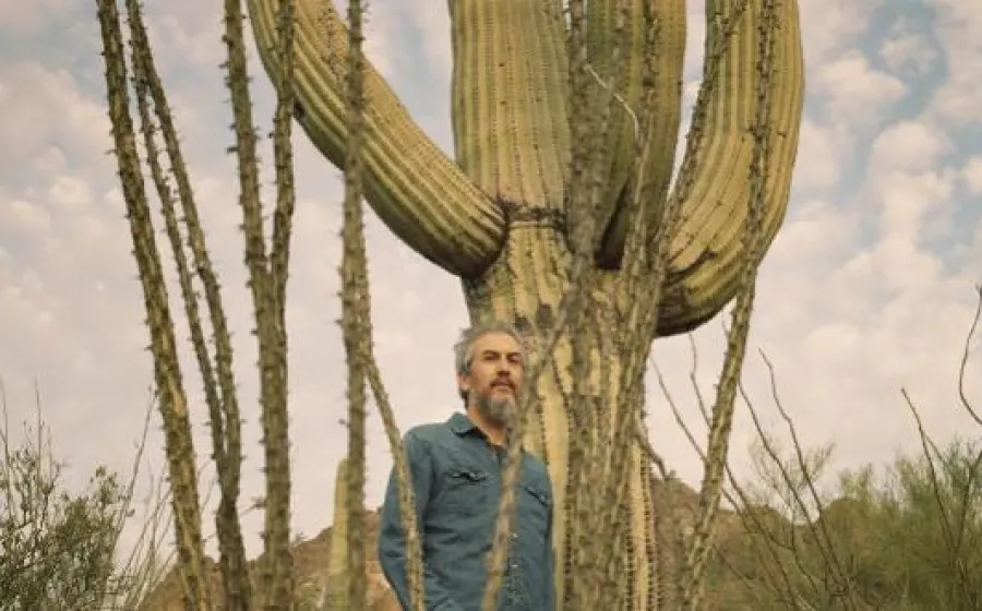 Howe Gelb