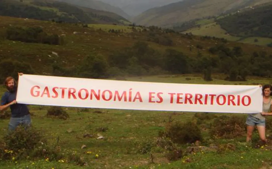 CAMPO ADENTRO