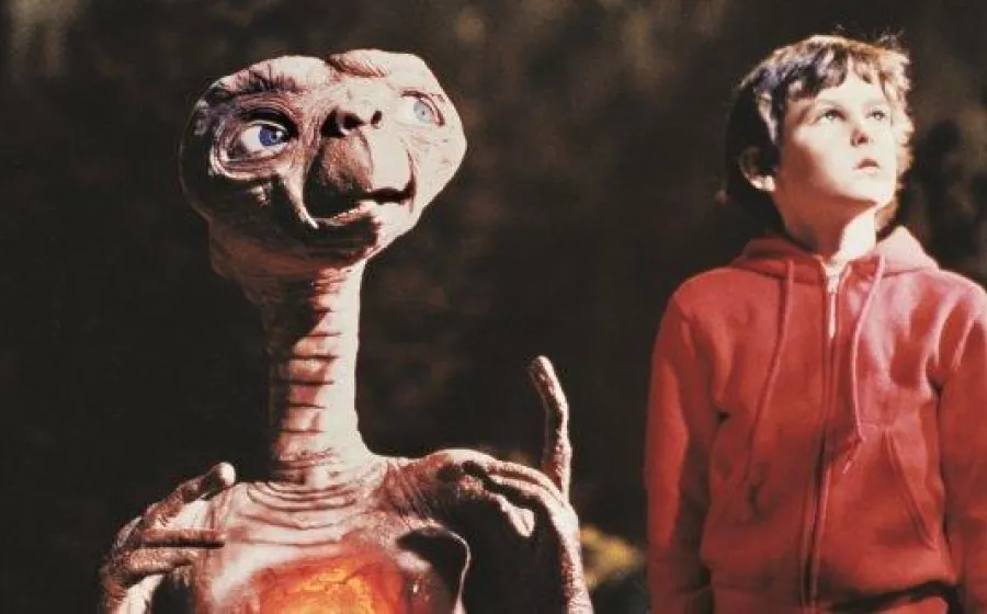 E.T. EL EXTRATERRESTRE
