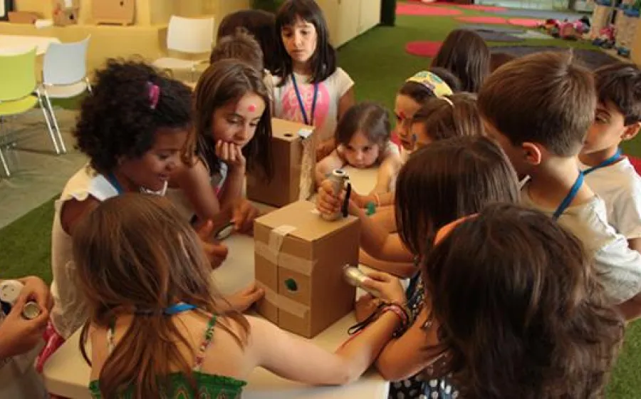 ACTIVIDADES INFANTILES Y JUVENILES EN CASA DEL LECTOR