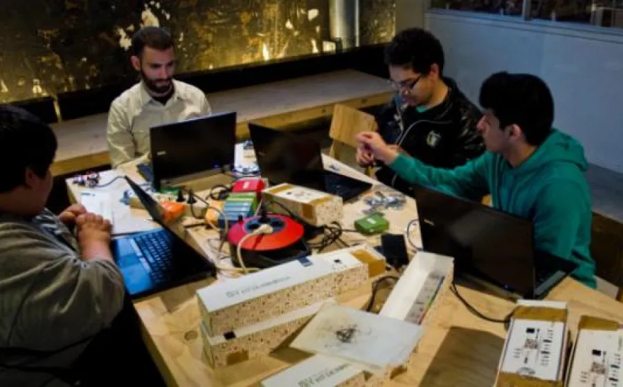 EJCT - ESCUELA DE JÓVENES CREADORES TECNOLÓGICOS 