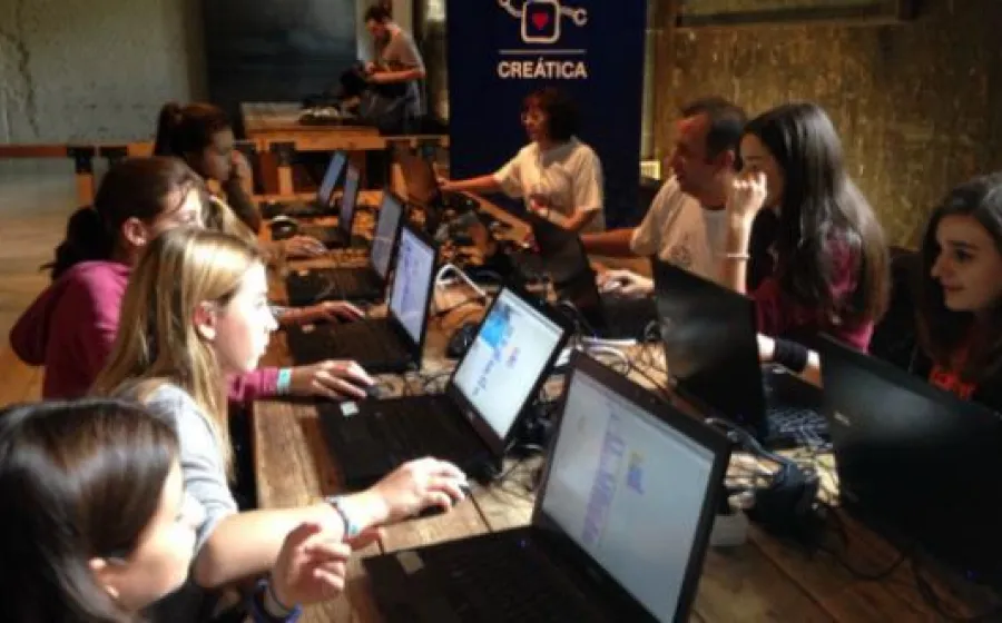 EJCT - ESCUELA DE JÓVENES CREADORES TECNOLÓGICOS 