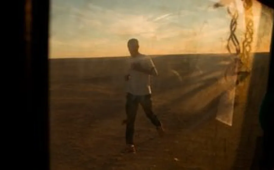 THE RUNNER