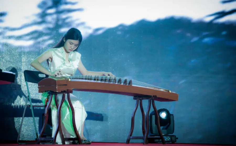 EMPRENDIMIENTO MUSICAL PARA MUJERES