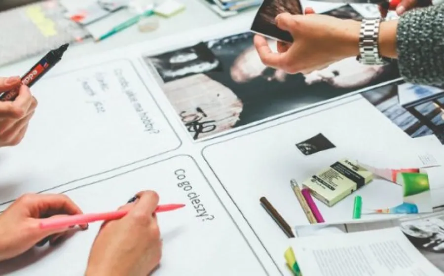 CREATIVIDAD APLICADA AL ENTORNO PROFESIONAL