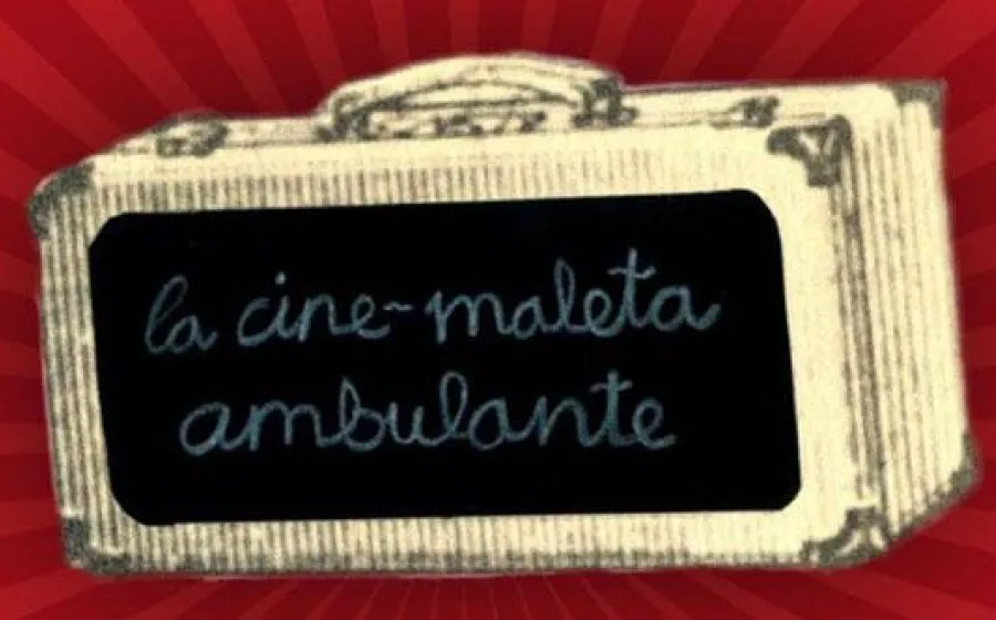 LA CINE-MALETA AMBULANTE