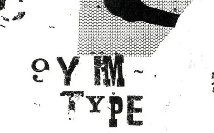 CUSTOM TOOLS: TINTA y TIPOGRAFÍA EN LA VIDA COTIDIANA