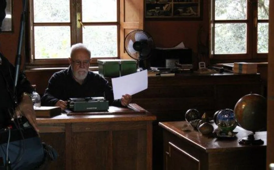 EL EXTRAÑO CASO DE GONZALO SUÁREZ