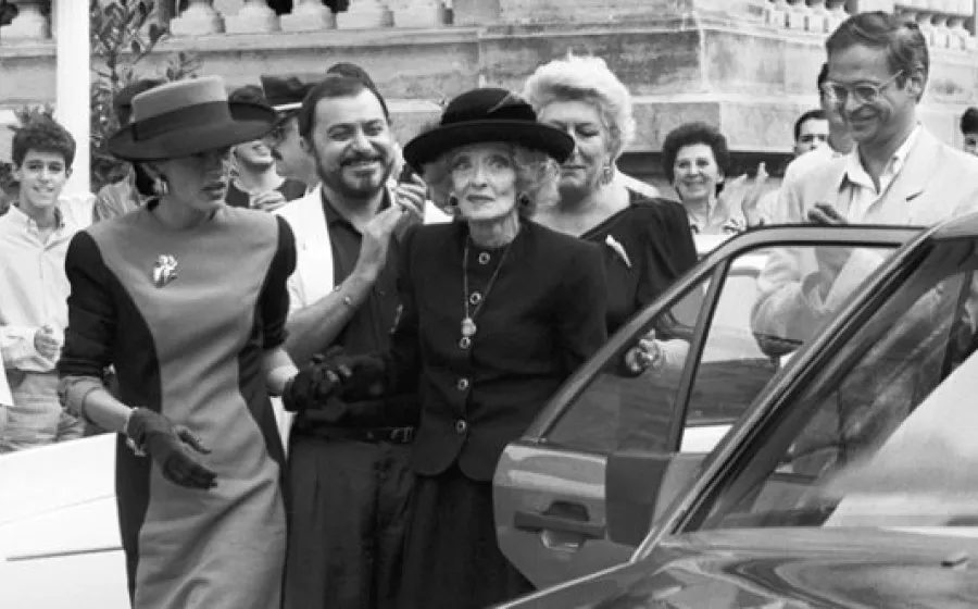 EL ÚLTIMO ADIÓS DE BETTE DAVIS