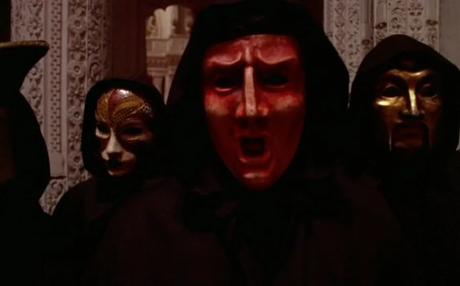 EYES WIDE SHUT