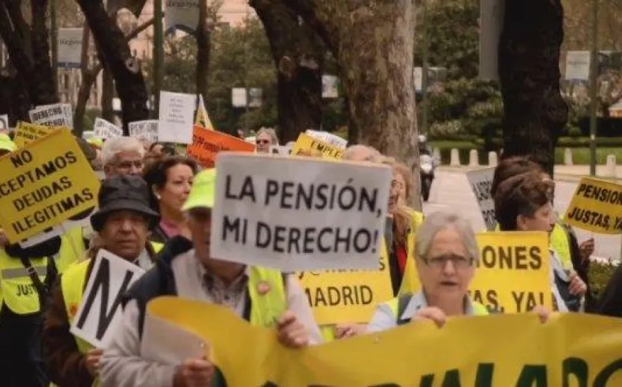 INDIGNADOS. PALABRAS Y ACCIONES