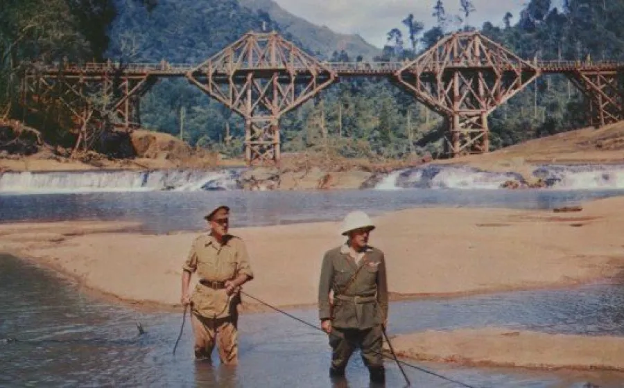 EL PUENTE SOBRE EL RÍO KWAI