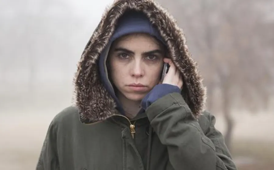 MANIC PIXIE DREAM GIRL (AN INTERNET LOVE STORY)