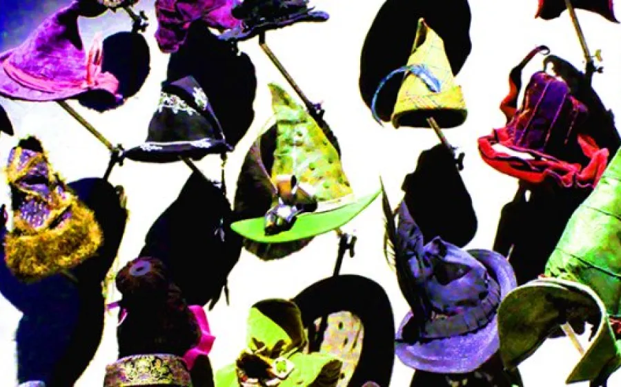 SOMBREROS PARA MAGAS, MAGOS, BRUJAS Y BRUJOS 