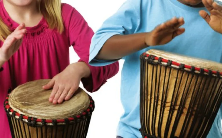 MÚSICO A JUGAR