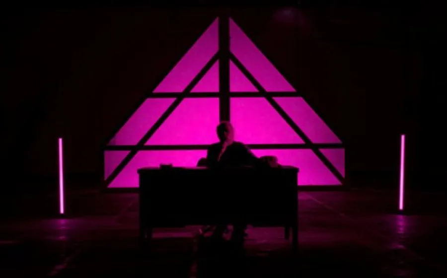 THE RISE OF THE SYNTHS
