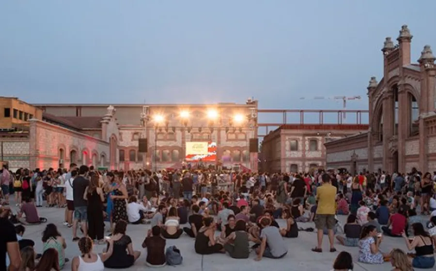 Verano en Matadero Madrid: una programación multidisciplinar en torno a la música, el cine y el medi