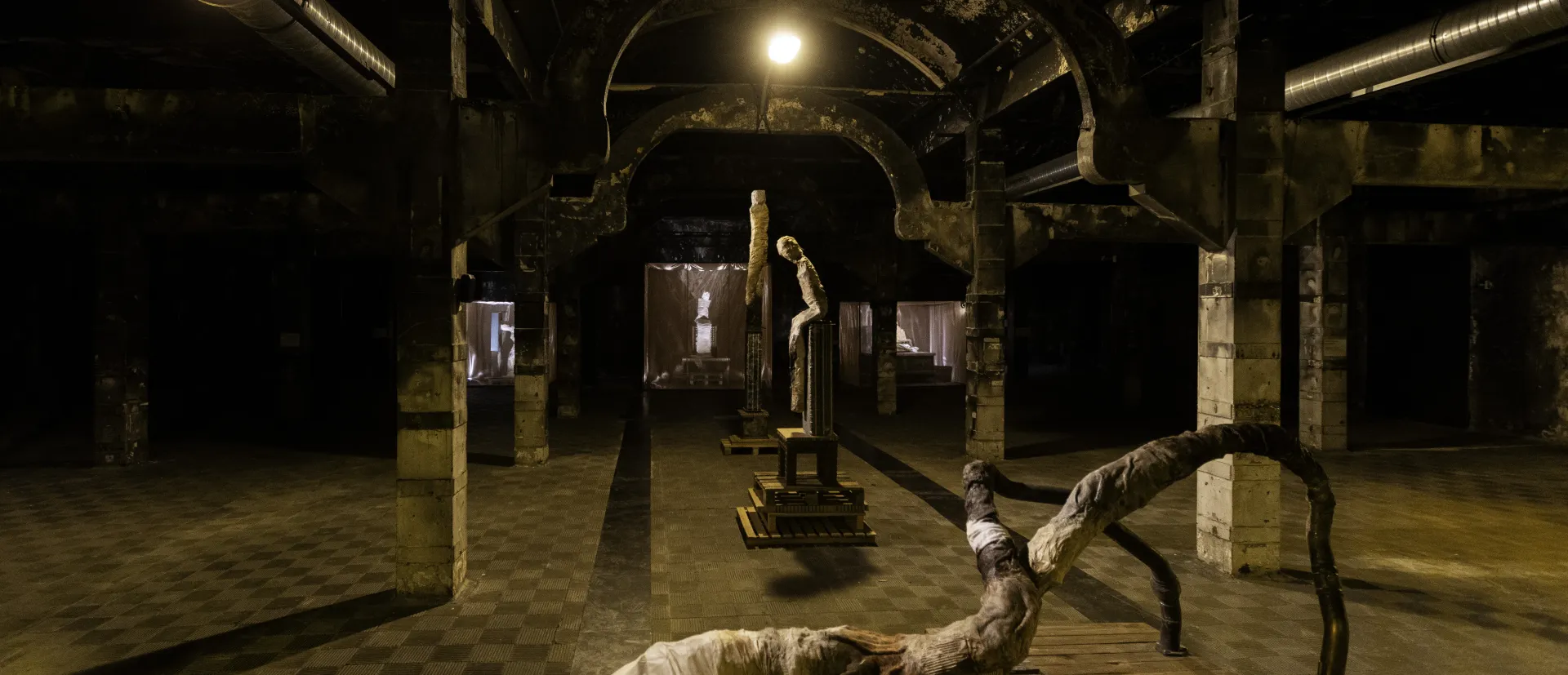 exposición pulgar mónica mays matadero madrid