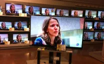 MATEO MORRAL (UN SUCESO EXTRAORDINARIO)