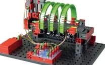 TALLER DE ROBÓTICA: JUNIOR FISCHER BOTS (10-13 AÑOS)