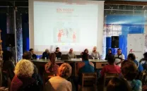 SIN HOGAR PERO CON MUROS