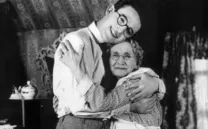 EL MIMADO DE LA ABUELITA