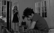 Bajo el peso de la ley