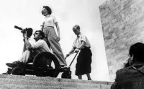 DIRECTORES EN GUERRA