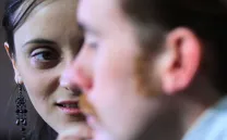 Rött Hår / Svart (Pelirrojo / Negro)