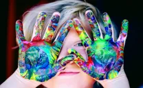 LEARN &amp; DISCOVER THE WORLD