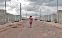 MEIO FIO + EL MERCADO