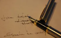 CÓMO SE LEE Y SE ESCRIBE UN POEMA