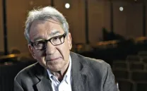 SACRISTÁN: DELANTERA DE GALLINERO