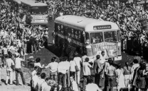 TUS PADRES VOLVERÁN