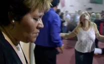 UN APLAUSO AL QUE VIVE