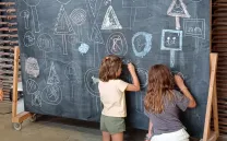 Campamento de verano infantil Matadero Campamento en construcción